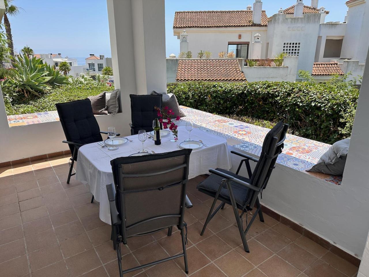 Quiet Family Apartment, 4 Pools, Close To The Beach And Golf, La Marina Alcaidesa 9 02 Eksteriør bilde