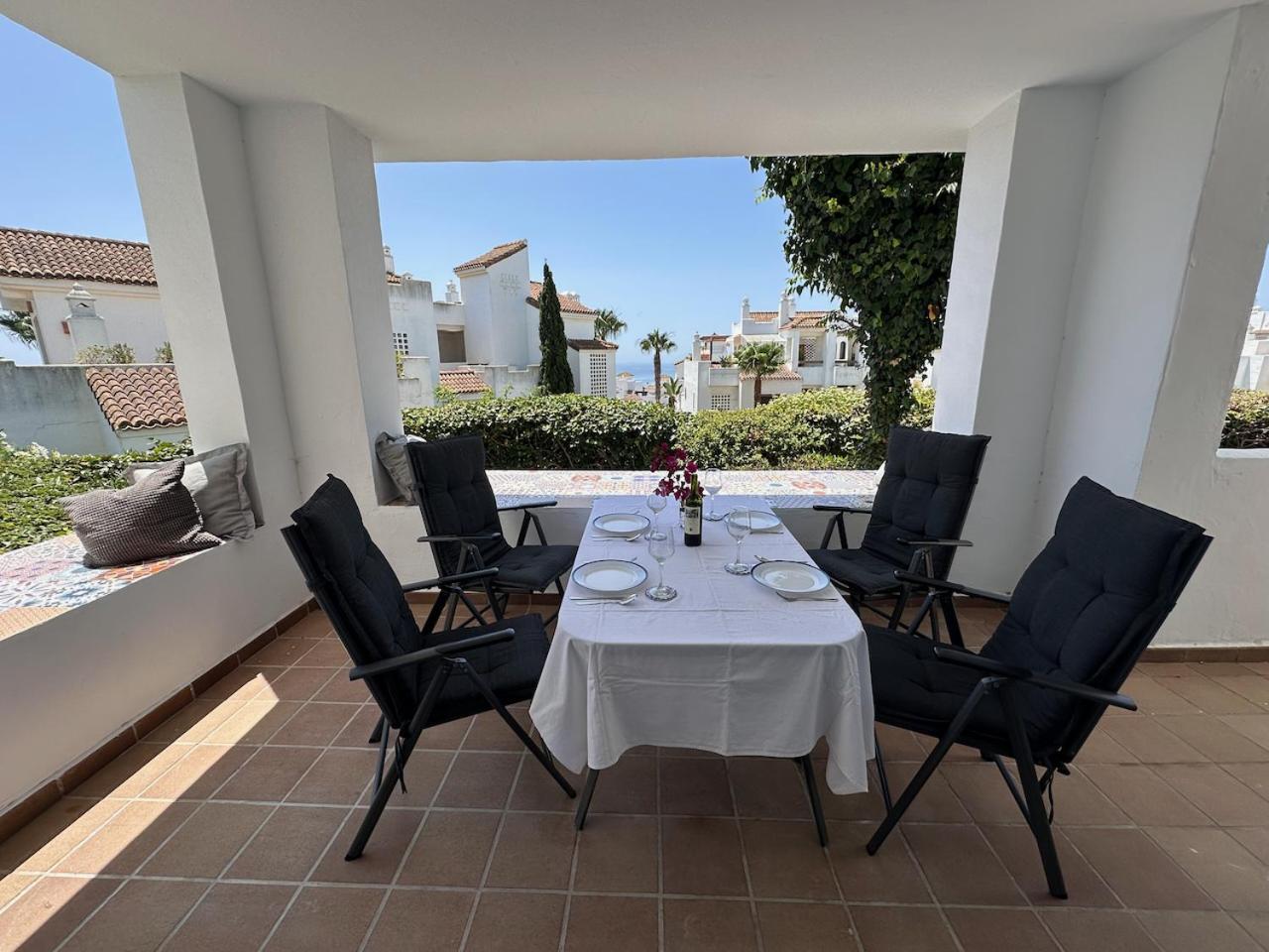 Quiet Family Apartment, 4 Pools, Close To The Beach And Golf, La Marina Alcaidesa 9 02 Eksteriør bilde