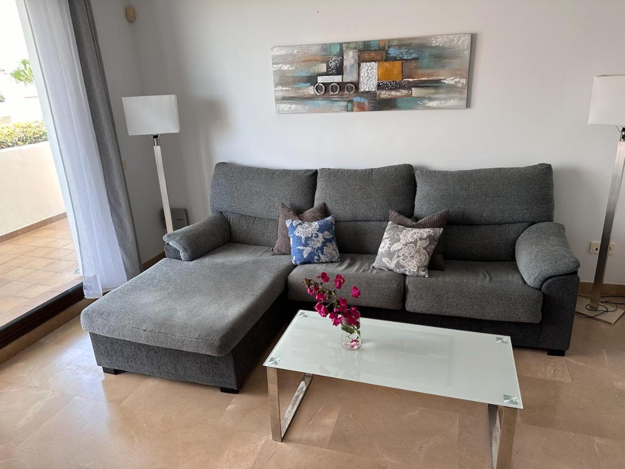 Quiet Family Apartment, 4 Pools, Close To The Beach And Golf, La Marina Alcaidesa 9 02 Eksteriør bilde